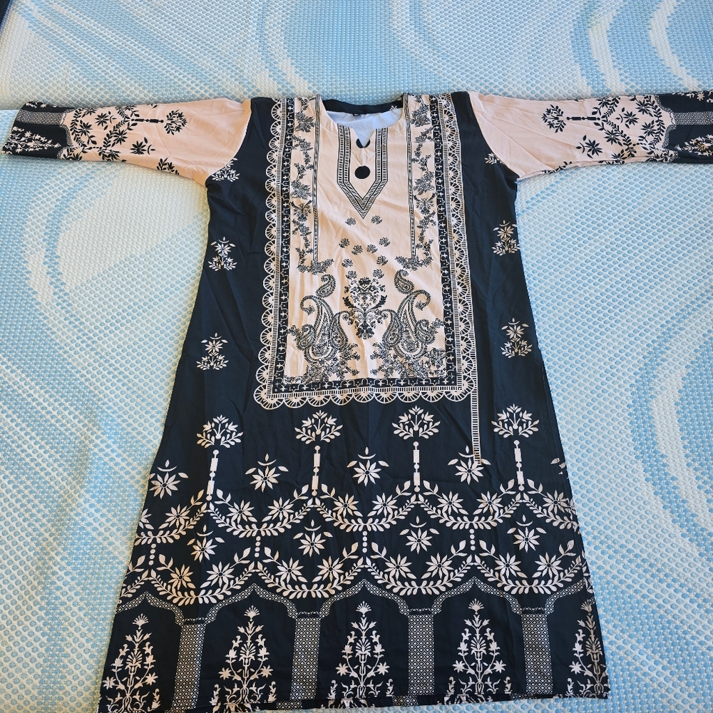 Elegant Black & Creme Printed Floral Traditional 3 Piece Straight Suit Outfit - Picture 2 of 8